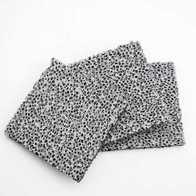 Buen precio Celular abierta de aluminio espuma de chapa de metal espuma para aislamiento acústico en línea