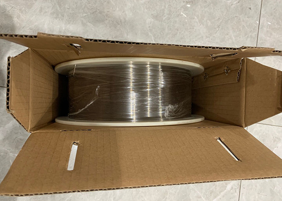 Buen precio 1.6/2.0mm TiO2 alambre de pulverización térmica con 0Cr25Al5Mo4 en línea